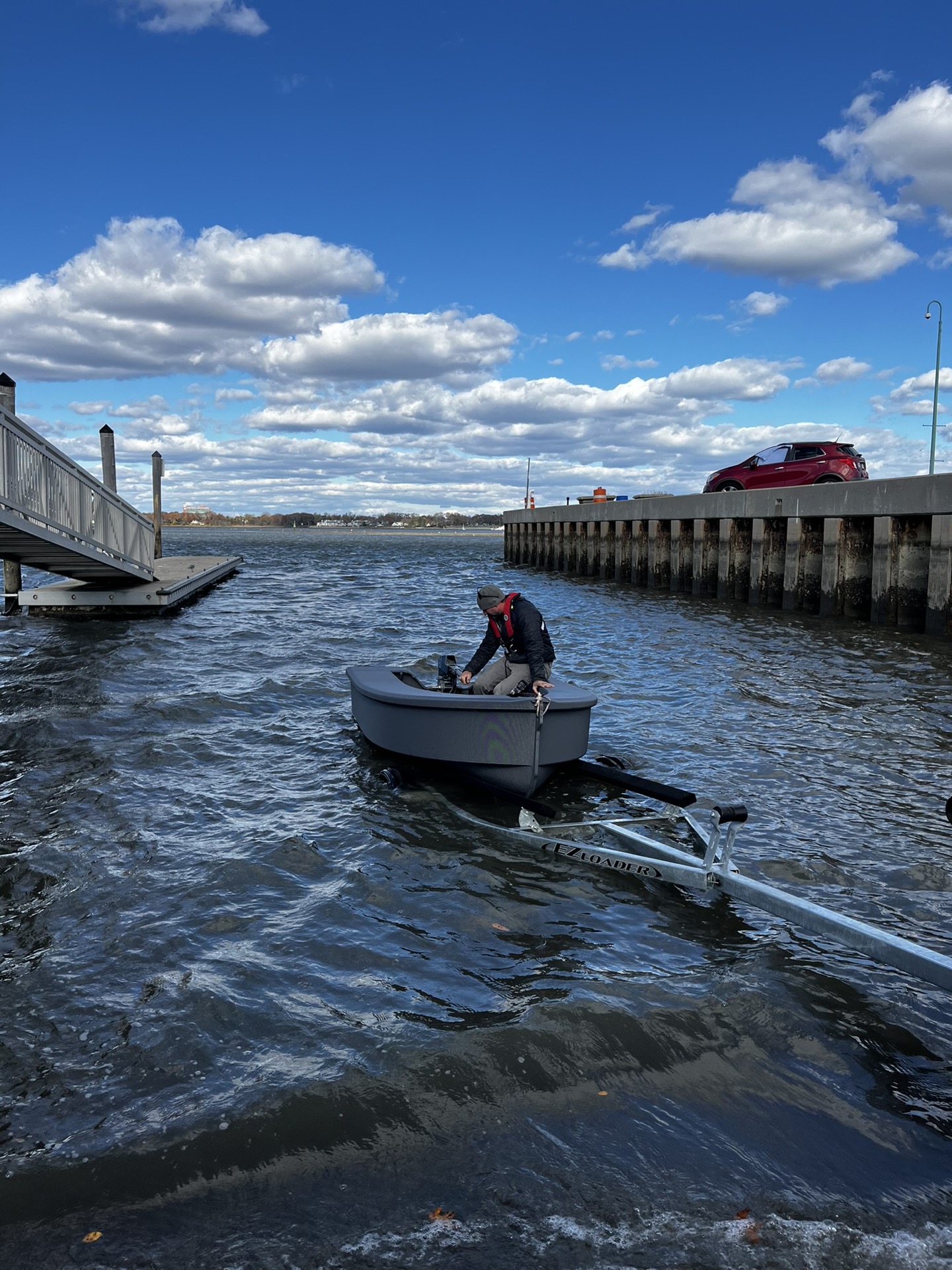 Boat Evolution dinghy performing on open water